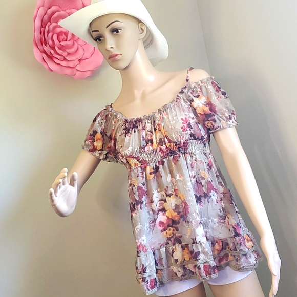 Pretty Floral Print off the shoulder blouse Boho Country Western Farm - Picture 2 of 9